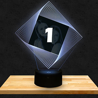 Gepersonaliseerde lamp met optische illusie
