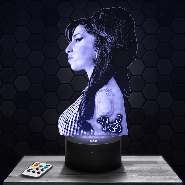 lampe-3d-amy-winehouse-600